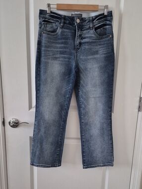 Wit & Wisdom Faded Medium Blue Cropped Jeans